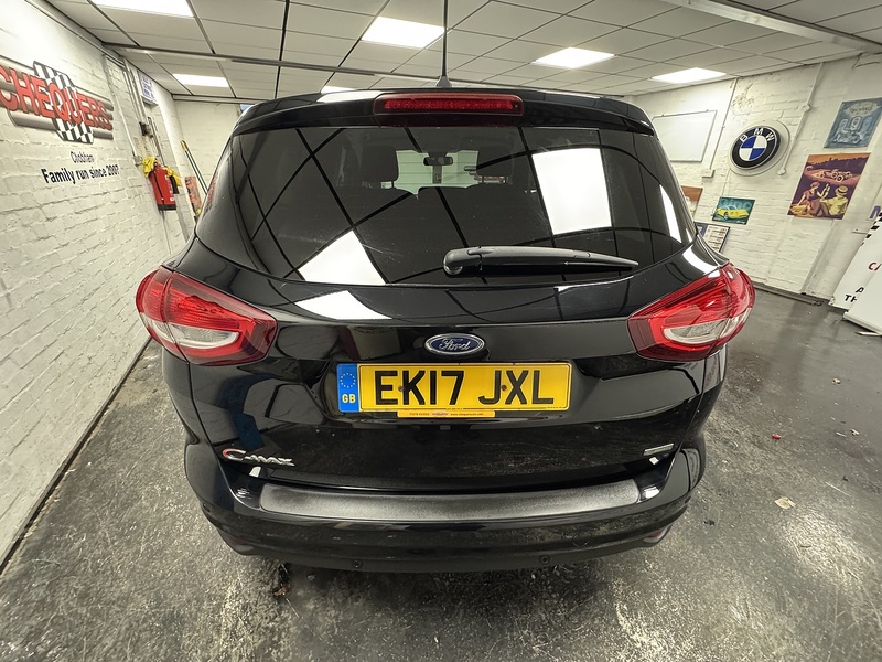 Ford C-Max T EcoBoost Titanium - U75766