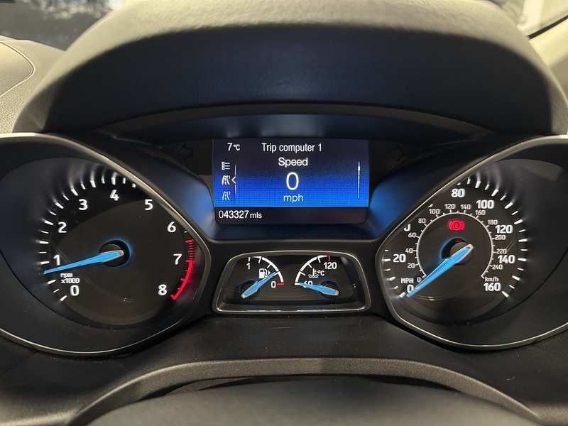 Ford C-Max T EcoBoost Titanium - U75766