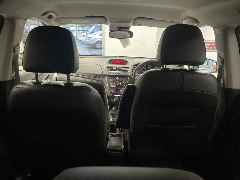 Vauxhall Mokka i SE - U75776