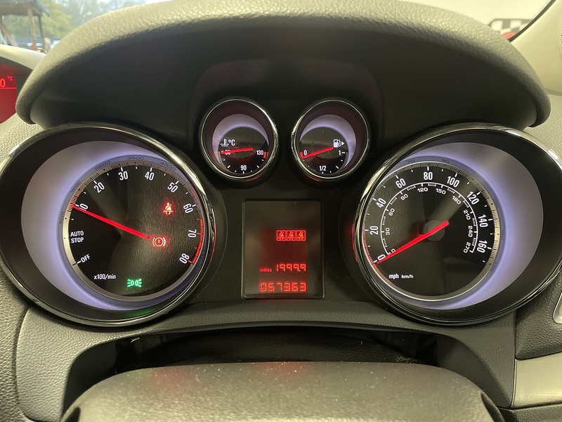 Vauxhall Mokka i SE - U75776