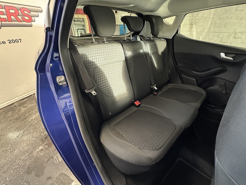 Ford Fiesta T EcoBoost Titanium - U75779