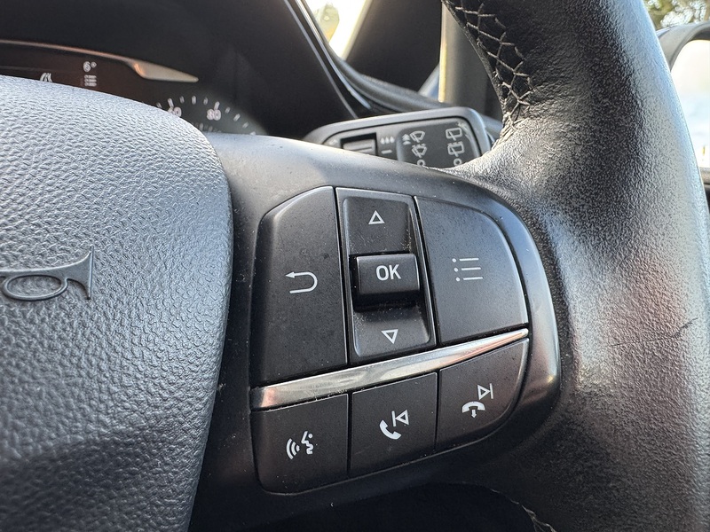 Ford Fiesta T EcoBoost Titanium - U75779