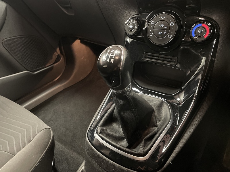 Ford Fiesta Zetec - U75783