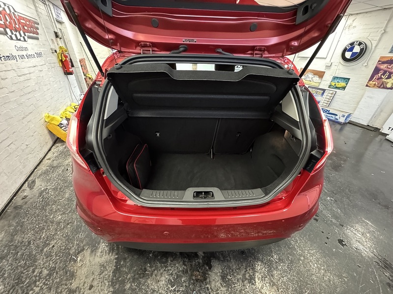 Ford Fiesta T EcoBoost Titanium - U75791