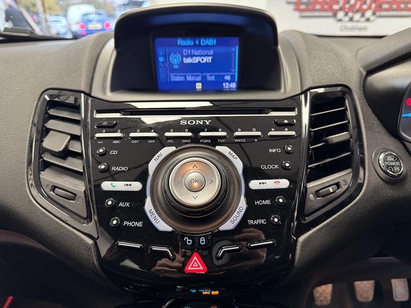 Ford Fiesta T EcoBoost Titanium - U75791