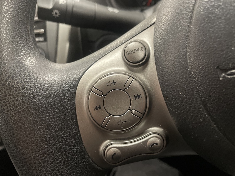 Nissan Micra Visia - U75795