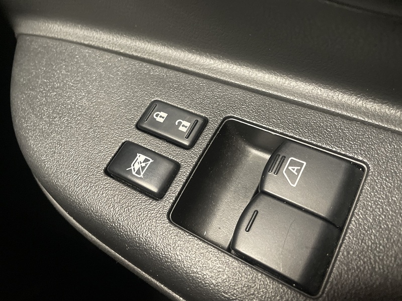 Nissan Micra Visia - U75795