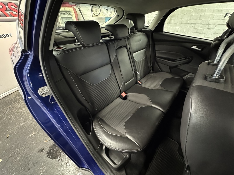 Ford Focus T EcoBoost Titanium X - U75797