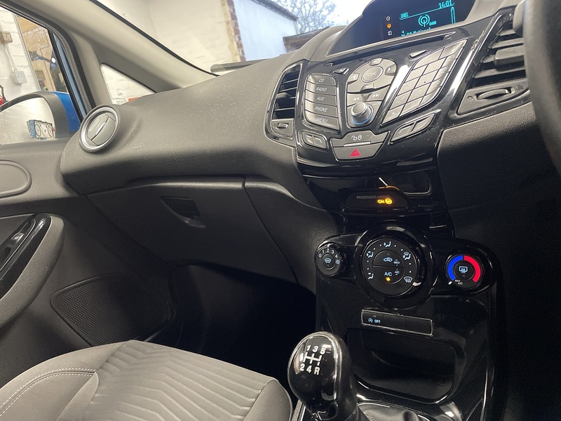 Ford Fiesta T EcoBoost Zetec - U75804