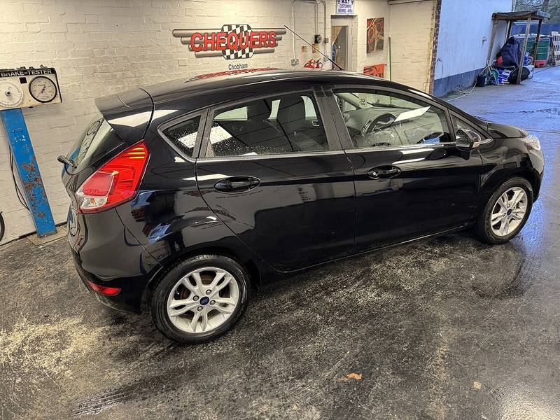 Ford Fiesta Zetec - U75816