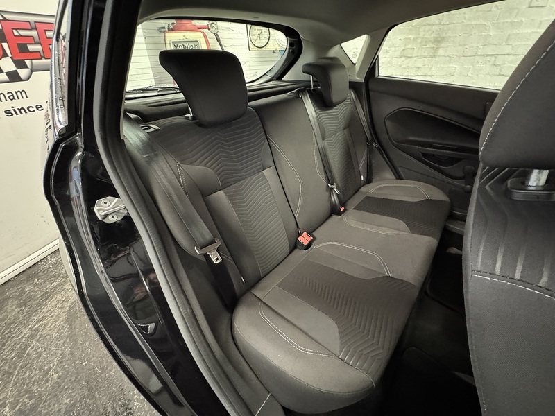 Ford Fiesta Zetec - U75816