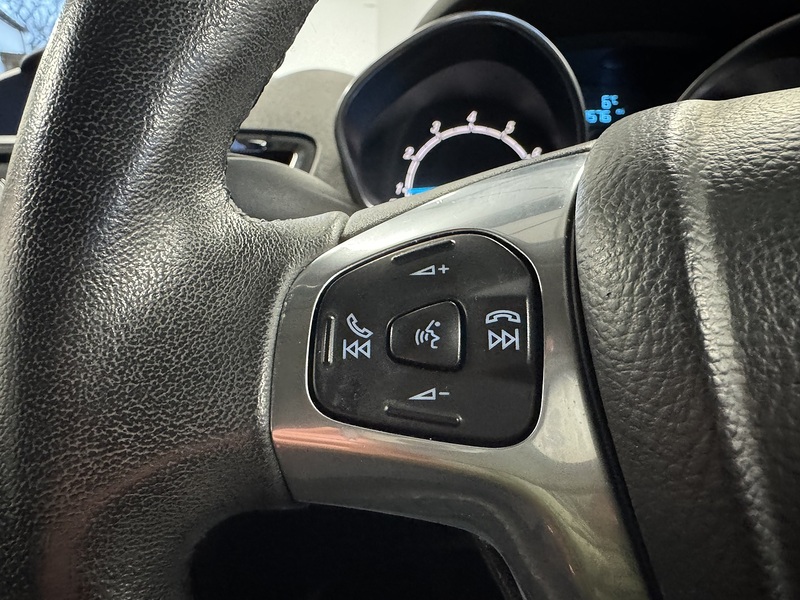 Ford Fiesta Zetec - U75816