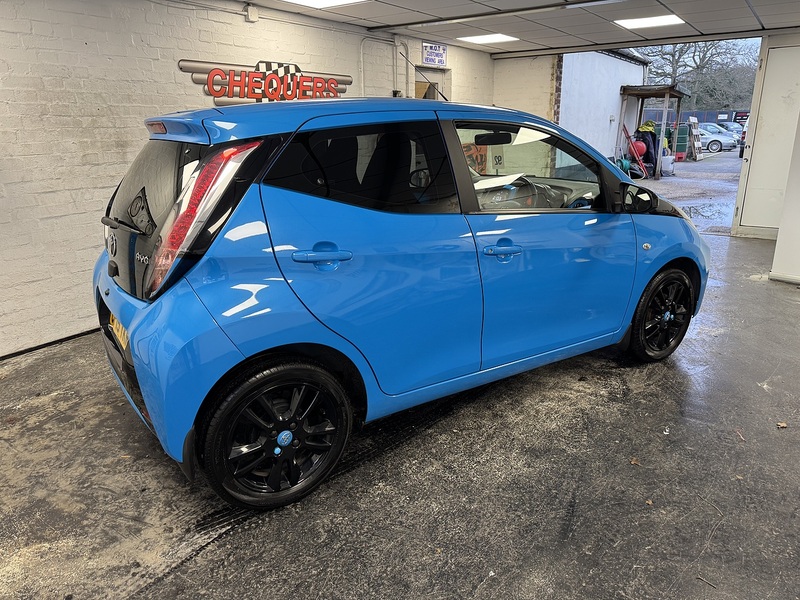 Toyota AYGO VVT-i x-cite - U75824