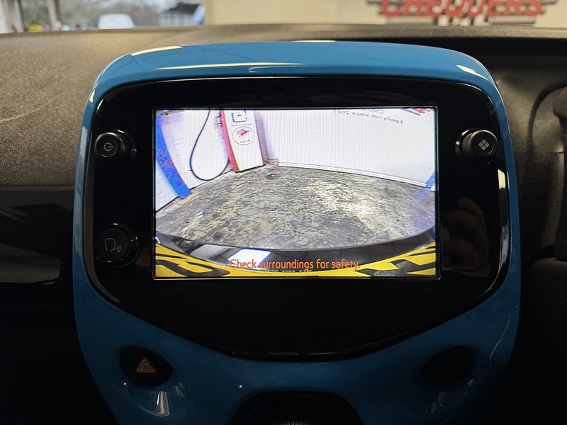 Toyota AYGO VVT-i x-cite - U75824