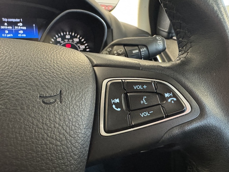 Ford Focus T EcoBoost Titanium X - U75833