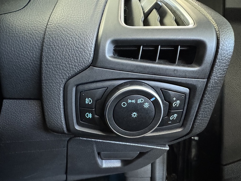 Ford Focus T EcoBoost Titanium X - U75833