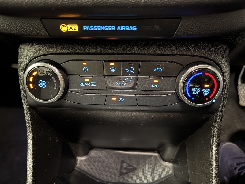 Ford Fiesta T EcoBoost Active 1 - U75842