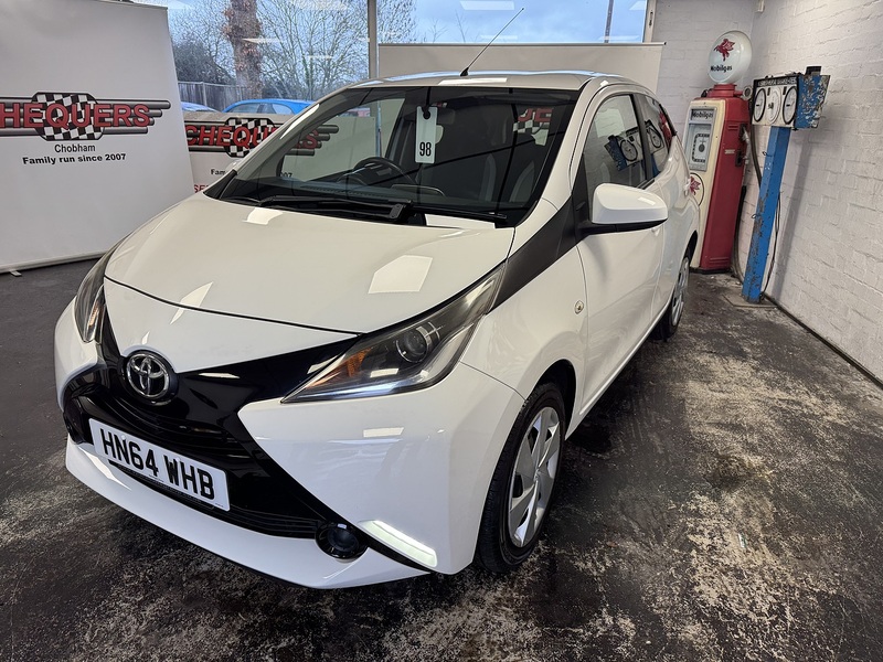 Toyota AYGO VVT-i x-play - U75851