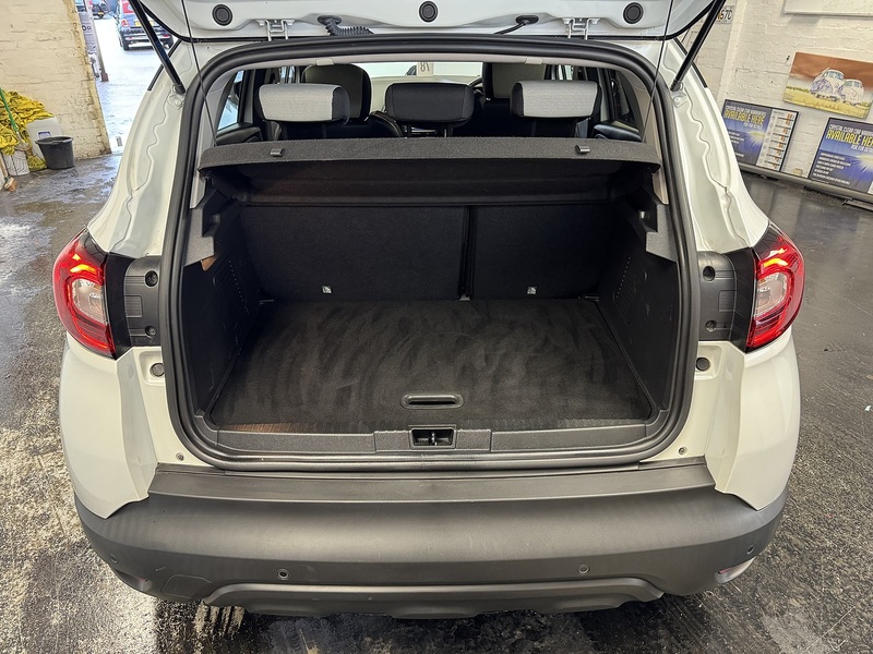 Renault Captur TCe ENERGY Iconic - U75875