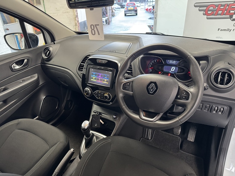 Renault Captur TCe ENERGY Iconic - U75875