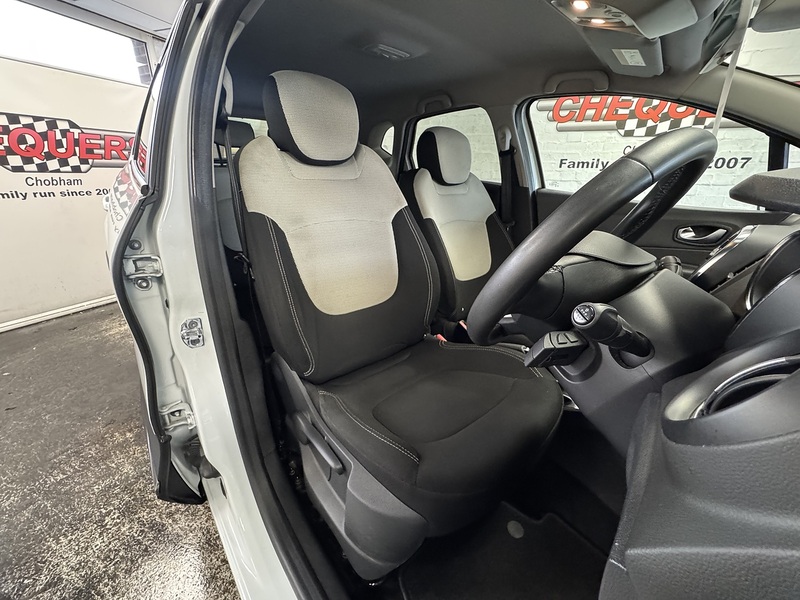 Renault Captur TCe ENERGY Iconic - U75875