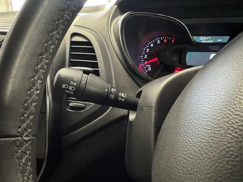 Renault Captur TCe ENERGY Iconic - U75875