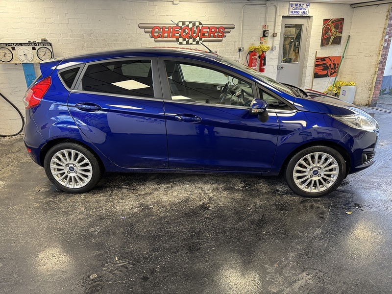 Ford Fiesta T EcoBoost Titanium - U75879