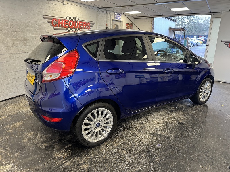Ford Fiesta T EcoBoost Titanium - U75879