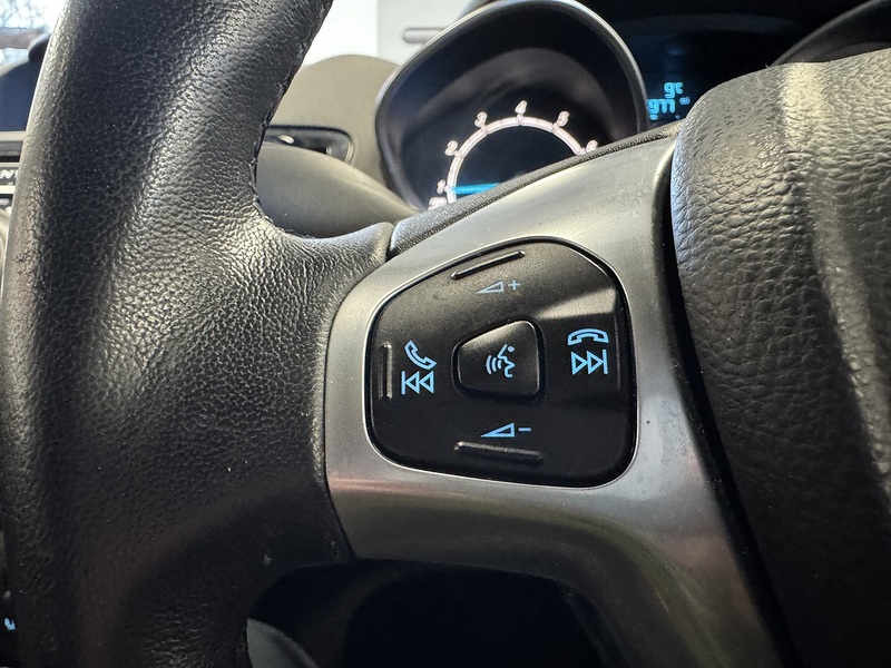 Ford Fiesta T EcoBoost Titanium - U75879