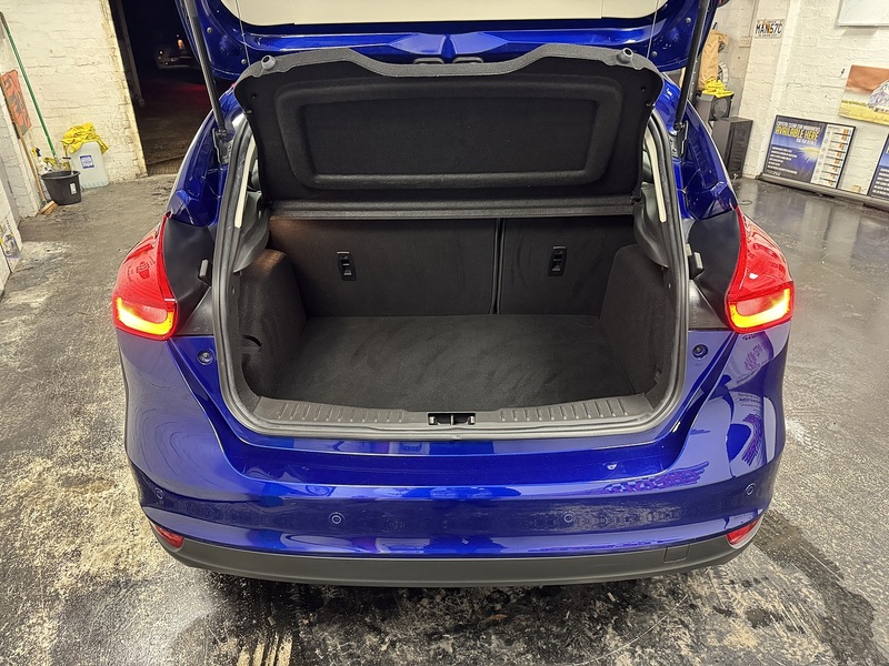 Ford Focus T EcoBoost Titanium - U75883