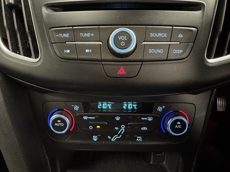 Ford Focus T EcoBoost Titanium - U75883