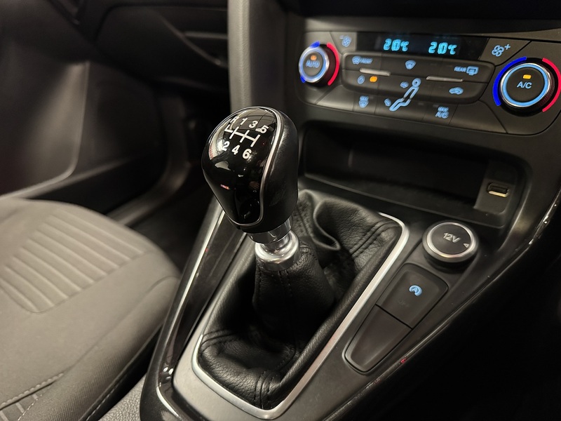 Ford Focus T EcoBoost Titanium - U75883