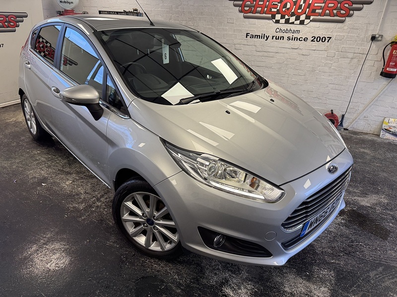 Ford Fiesta T EcoBoost Titanium - U75886