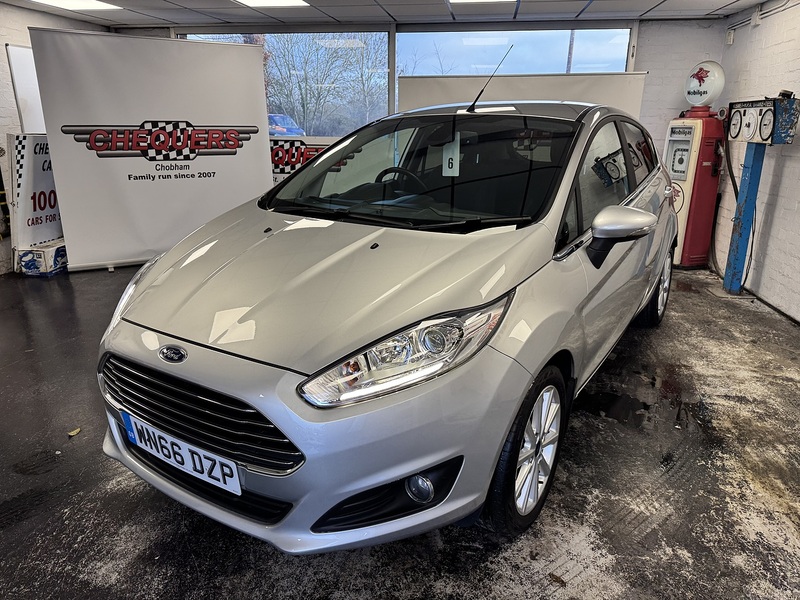 Ford Fiesta T EcoBoost Titanium - U75886