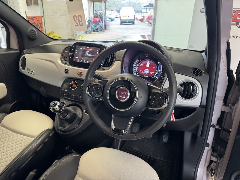 Fiat 500 MHEV Star - U75910