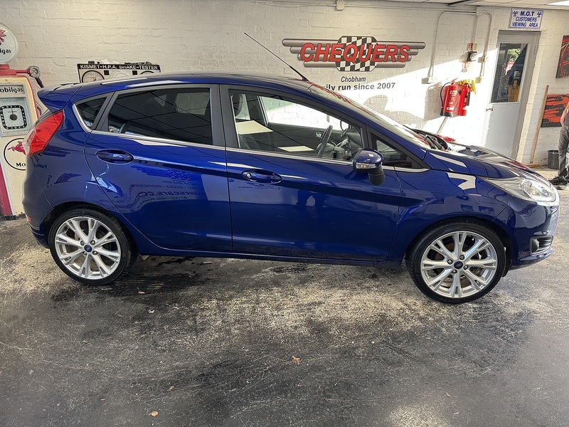 Ford Fiesta T EcoBoost Titanium - U75926
