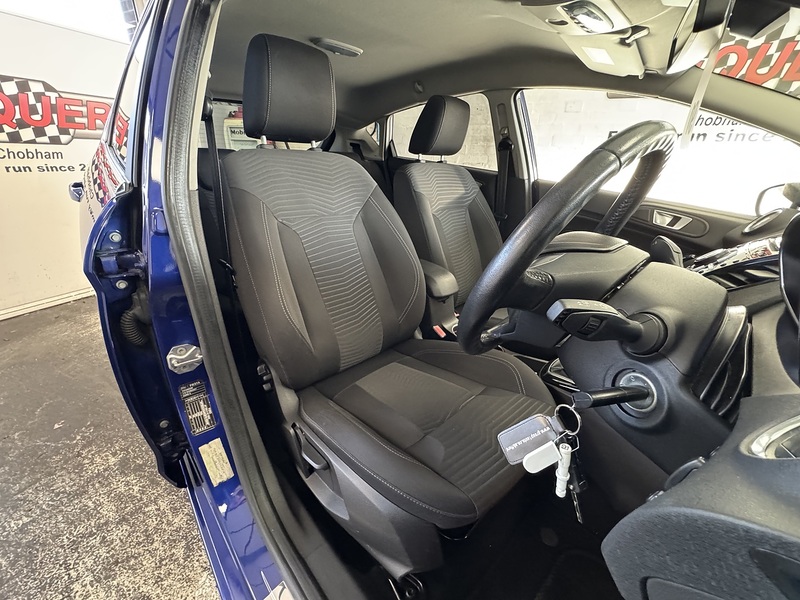 Ford Fiesta T EcoBoost Titanium - U75926