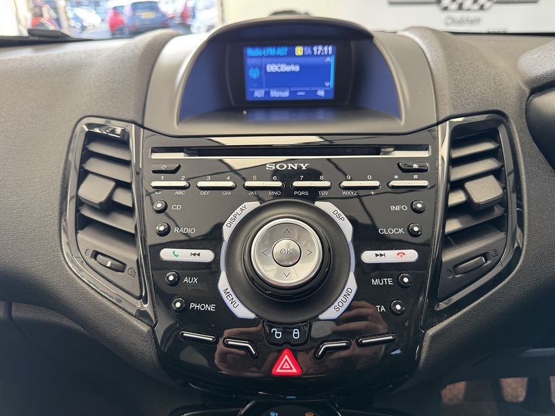 Ford Fiesta T EcoBoost Titanium - U75926