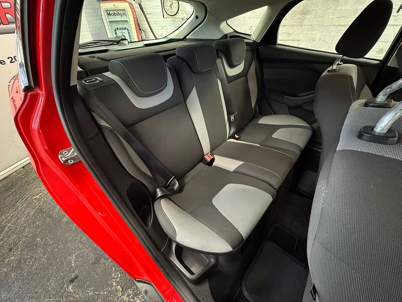 Ford Focus T EcoBoost Zetec - U75945