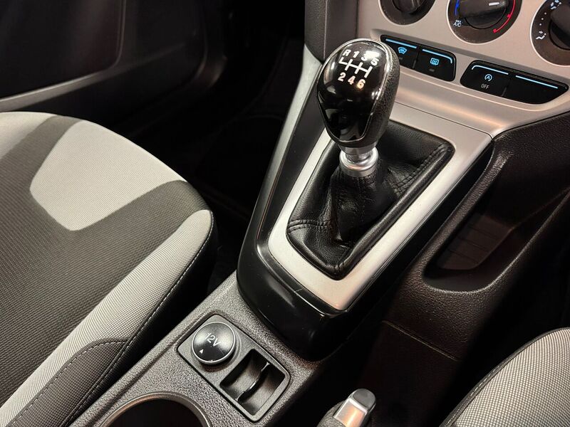 Ford Focus T EcoBoost Zetec - U75945