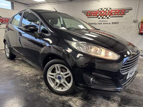 1.0T EcoBoost Zetec Hatchback 5dr Petrol Manual Euro 5 (s/s) (100 ps)