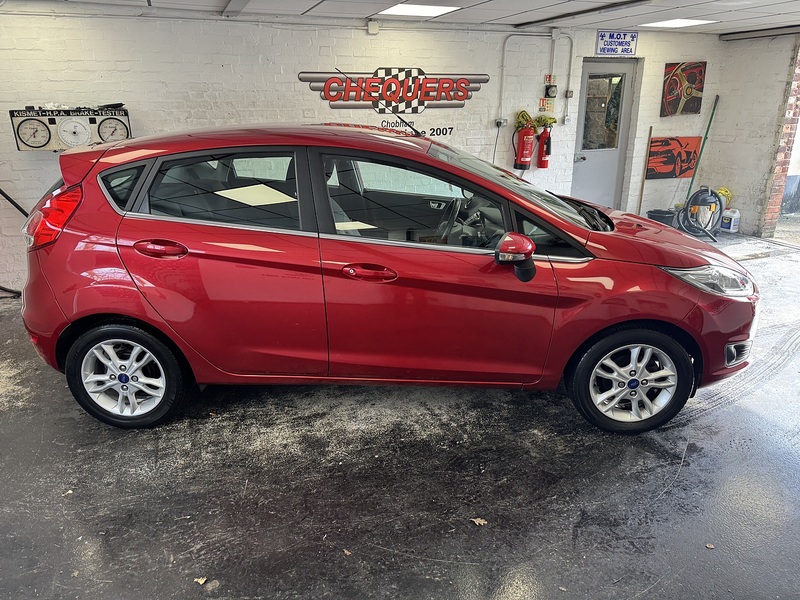 Ford Fiesta T EcoBoost Zetec - U75950