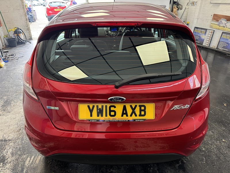 Ford Fiesta T EcoBoost Zetec - U75950