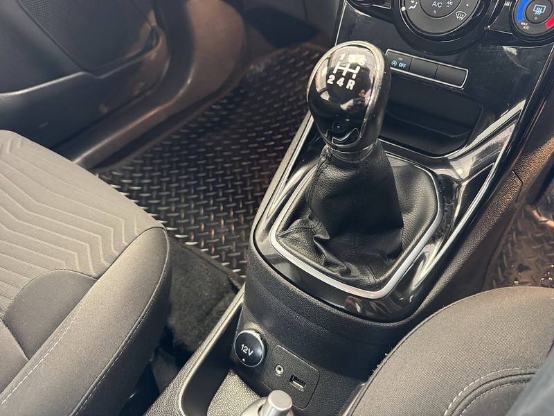 Ford Fiesta T EcoBoost Zetec - U75950