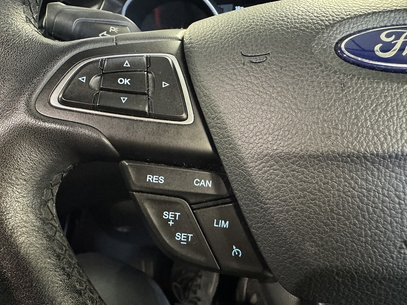 Ford Focus T EcoBoost Titanium - U75957