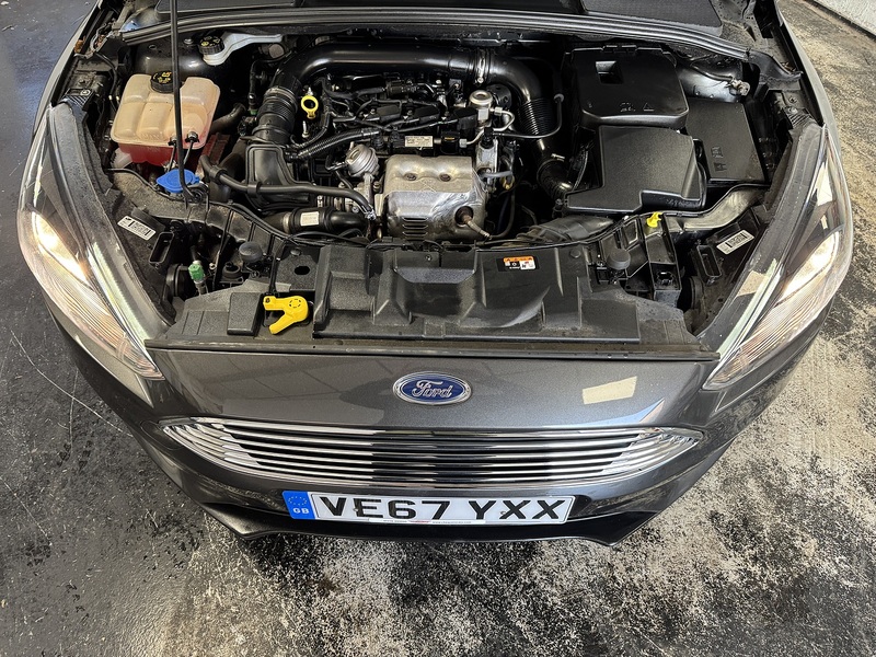Ford Focus T EcoBoost Titanium - U75957