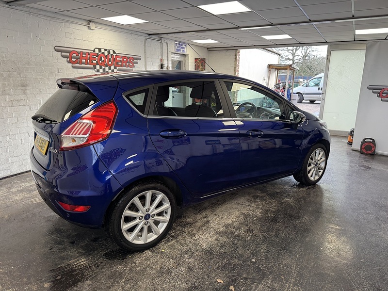 Ford Fiesta T EcoBoost Titanium - U75964