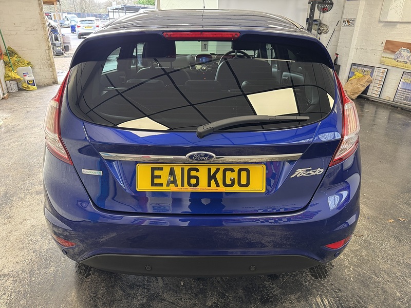 Ford Fiesta T EcoBoost Titanium - U75964