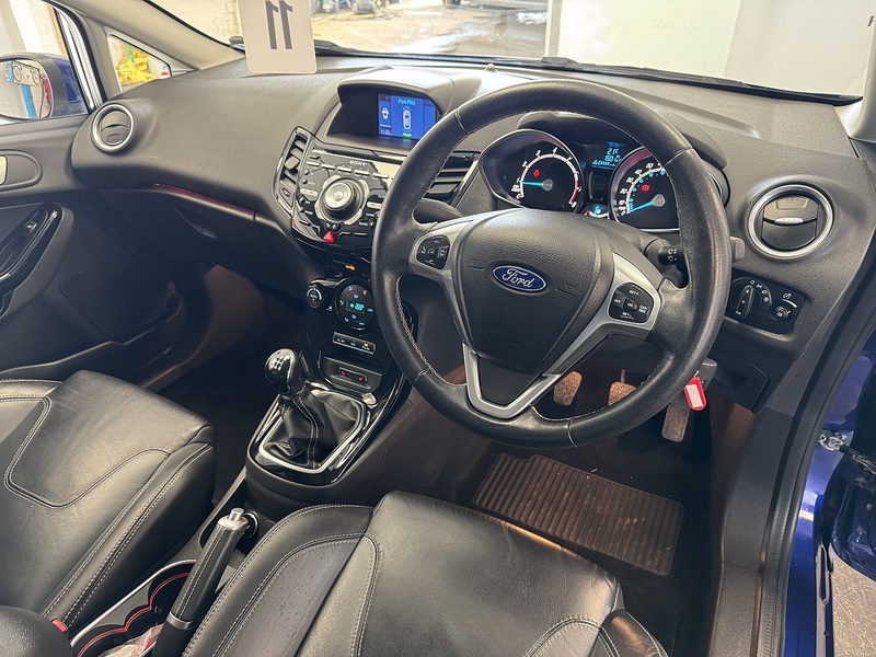 Ford Fiesta T EcoBoost Titanium - U75964