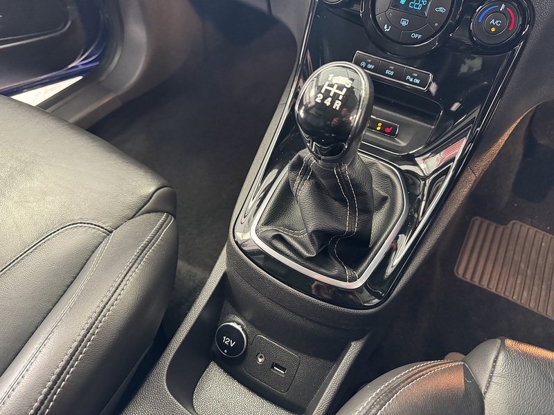Ford Fiesta T EcoBoost Titanium - U75964